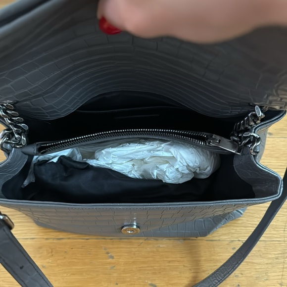 YVES SAINT LAURENT
Grey Croc Embossed Leather West Hollywood Medium Shoulder Bag - Picture 7 of 7
